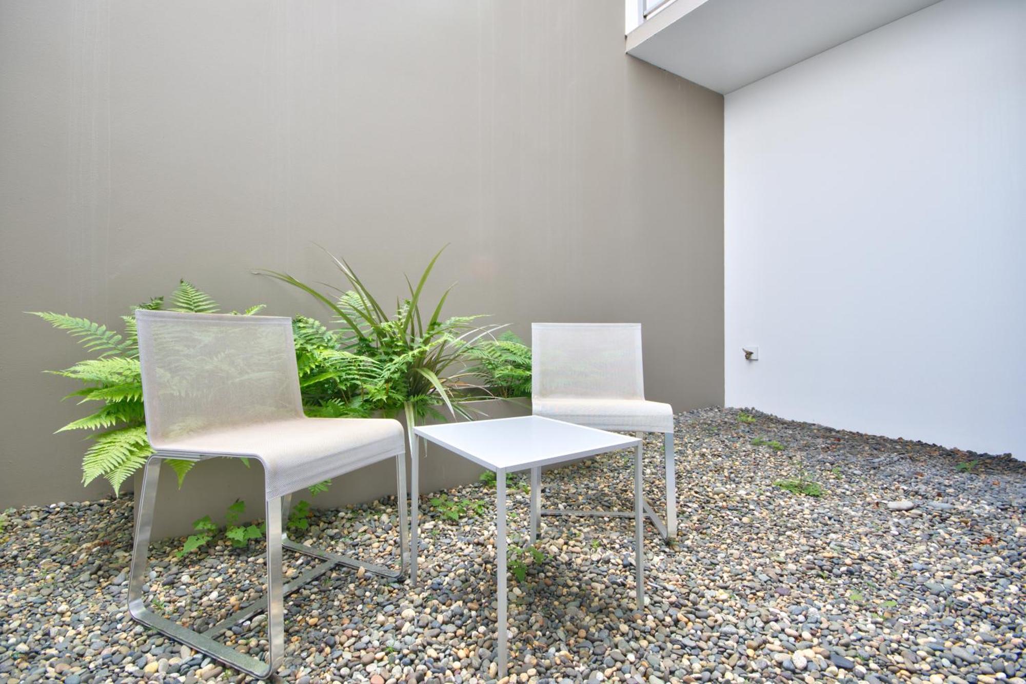 Lakeside Central Studio Apartment Queenstown Bagian luar foto